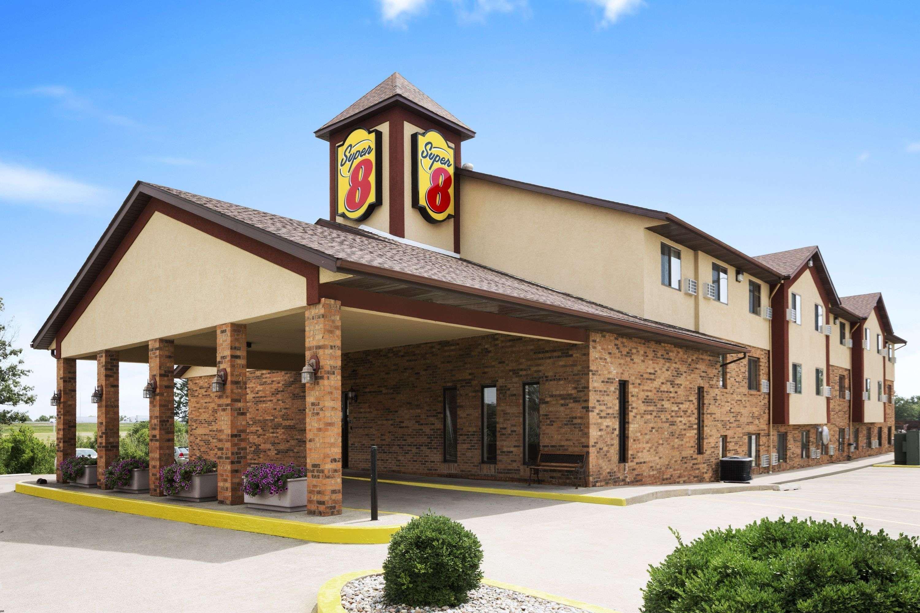 ซูเปอร์ 8 บาย วินด์แฮม แมเรียน Motel มาเรียน ภายนอก รูปภาพ